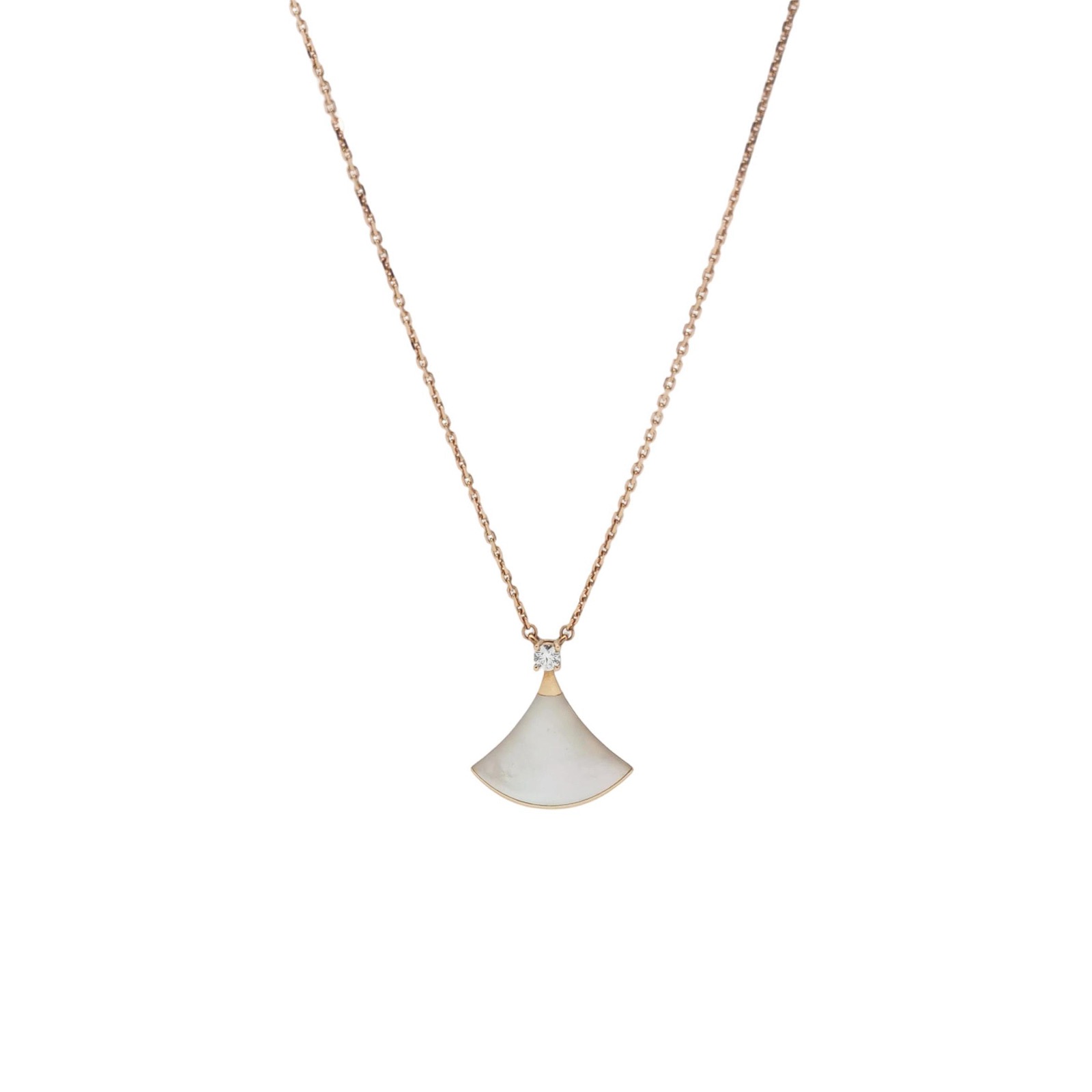 Bvlgari Divas' Dream Pendant Necklace 18K Rose Gold with Mother of Pearl and Diamond Small — photo 1 of 10