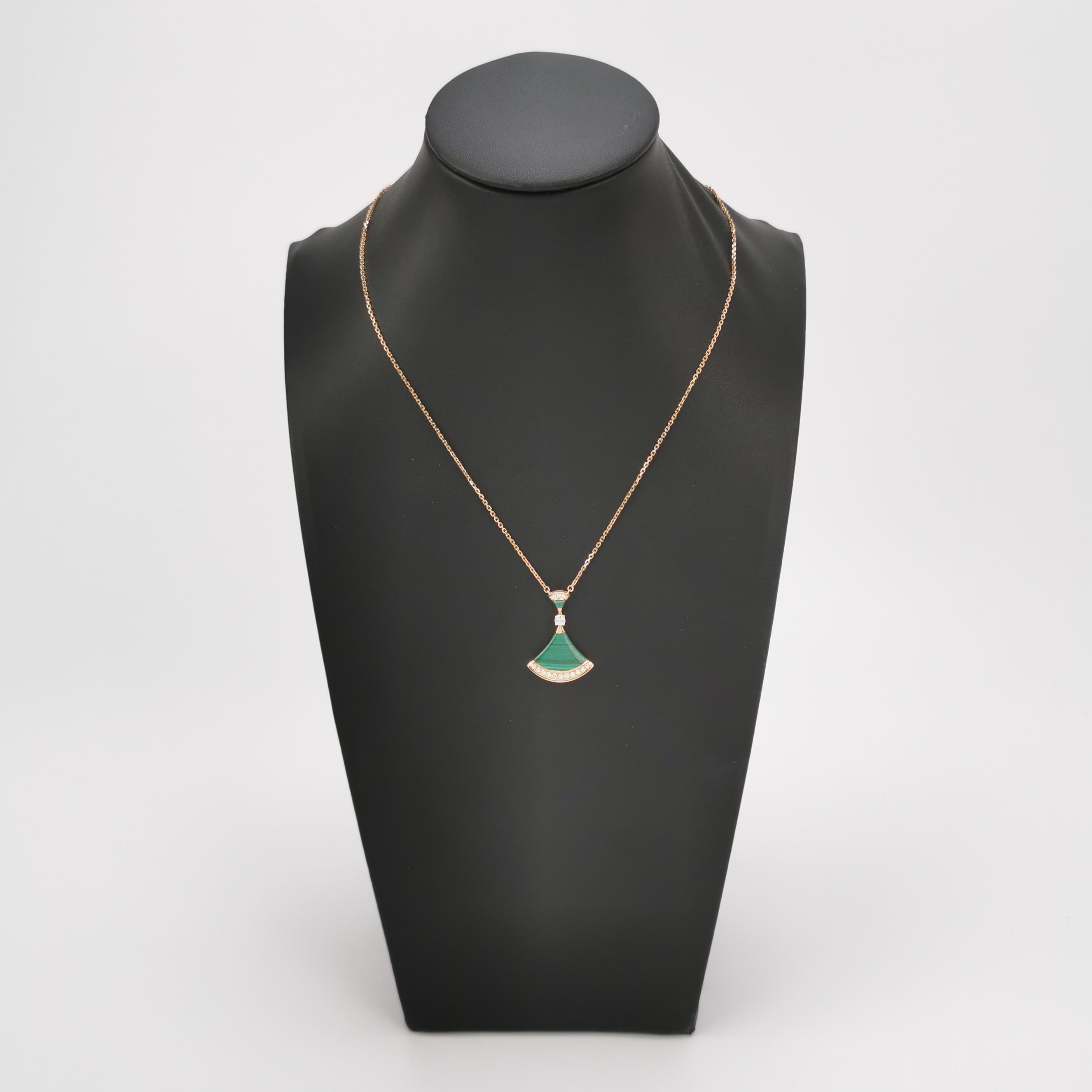 Bvlgari Divas' Dream Pendant Necklace 18K Rose Gold with Malachite and Diamonds Large — alternate view