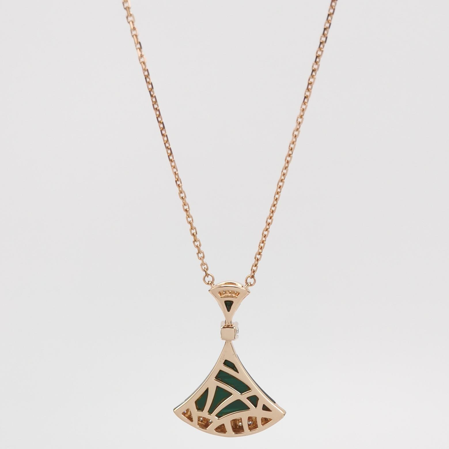 Bvlgari Divas' Dream Pendant Necklace 18K Rose Gold with Malachite and Diamonds Large — photo 5 of 8