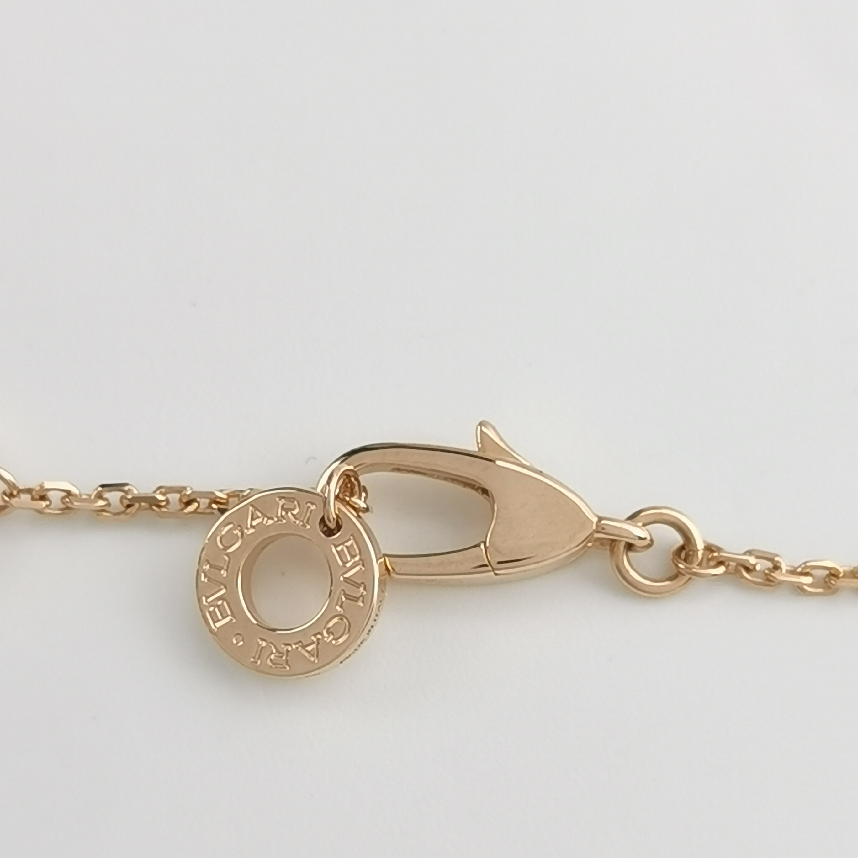 Bvlgari Divas' Dream Pendant Necklace 18K Rose Gold with Malachite and Diamonds Large — photo 6 of 8