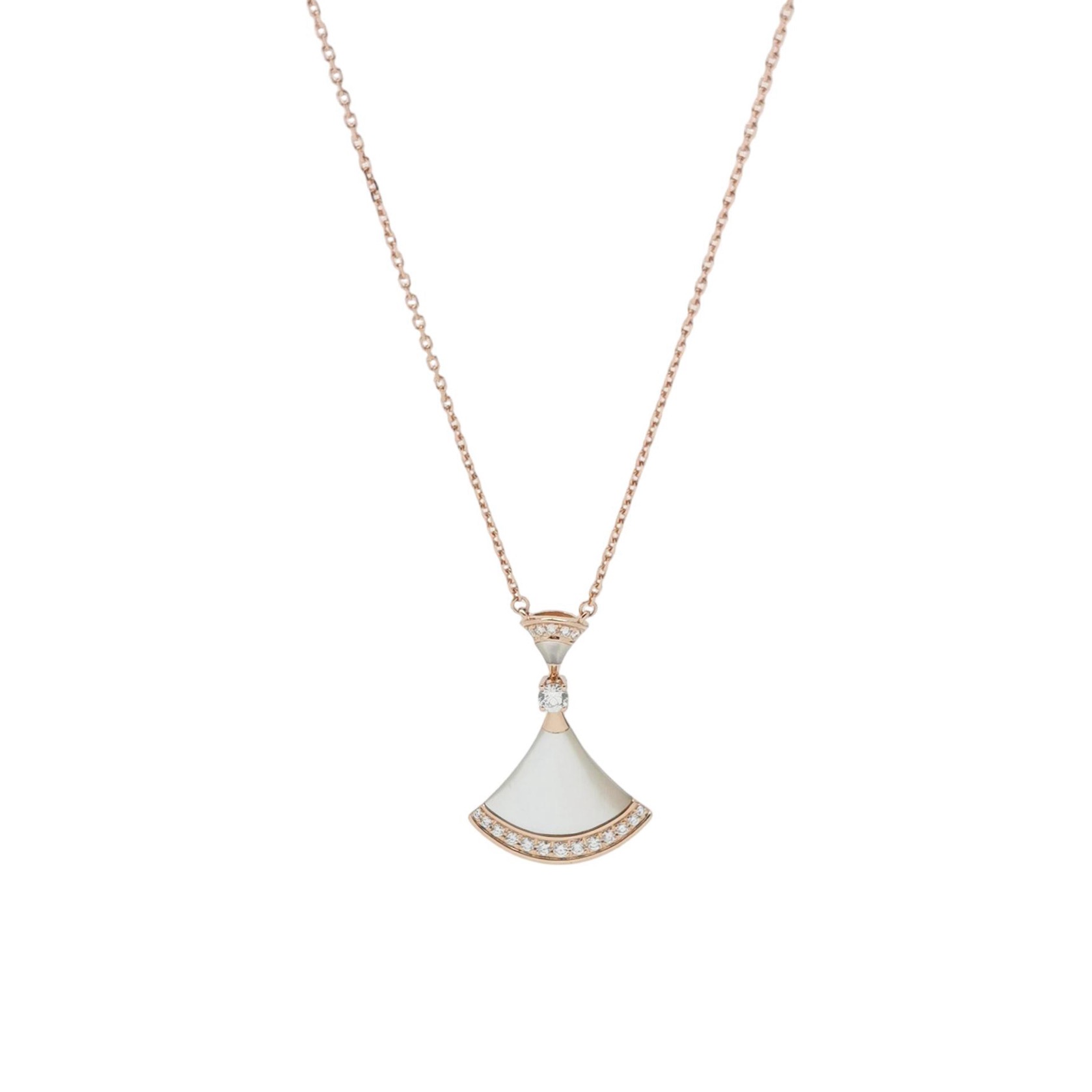 Bvlgari Divas' Dream Pendant Necklace 18K Rose Gold with Mother of Pearl and Diamonds Large — photo 1 of 7