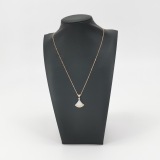 Bvlgari Divas' Dream Pendant Necklace 18K Rose Gold with Mother of Pearl and Diamonds Large — thumbnail 2