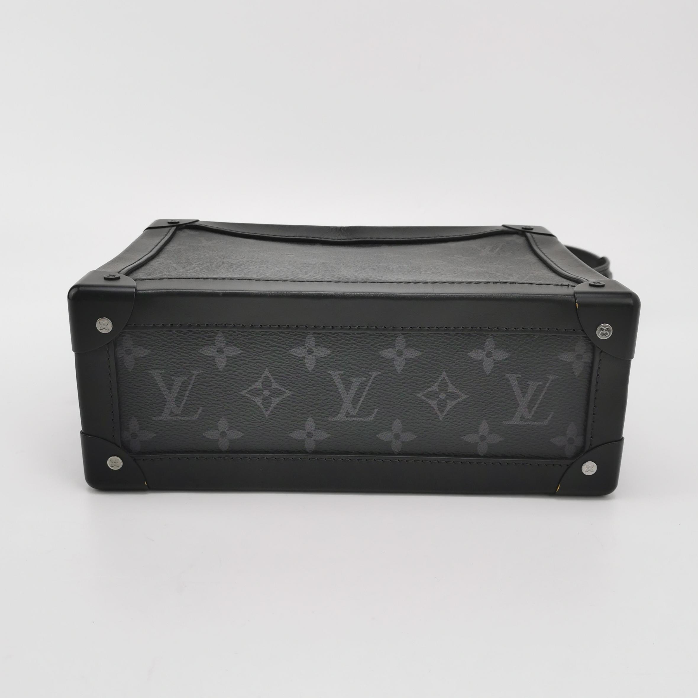 Louis Vuitton(LV) Soft Trunk Bag Monogram Eclipse Canvas — photo 6 of 15