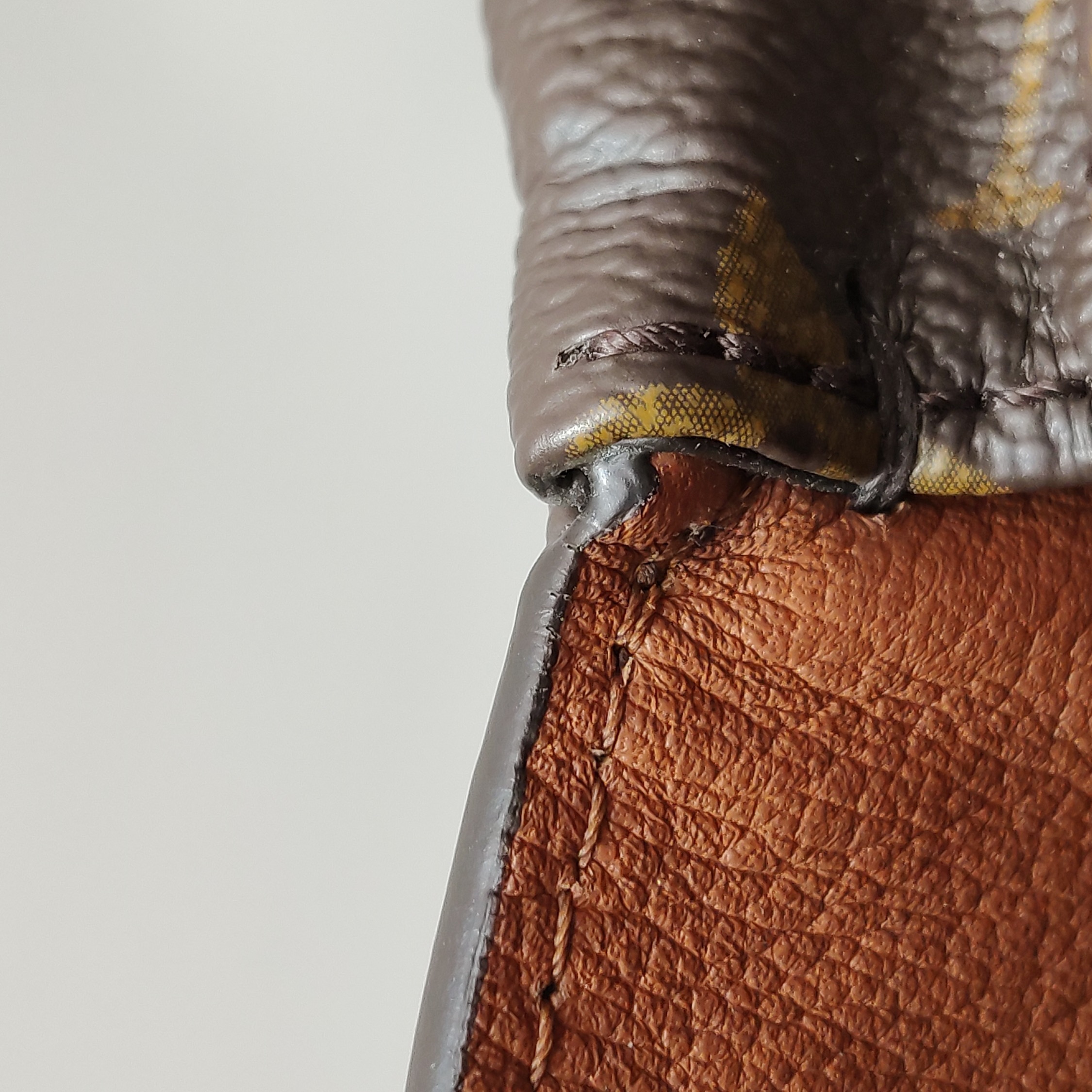Louis Vuitton(LV) Marceau Handbag Monogram Canvas with Leather — photo 11 of 12