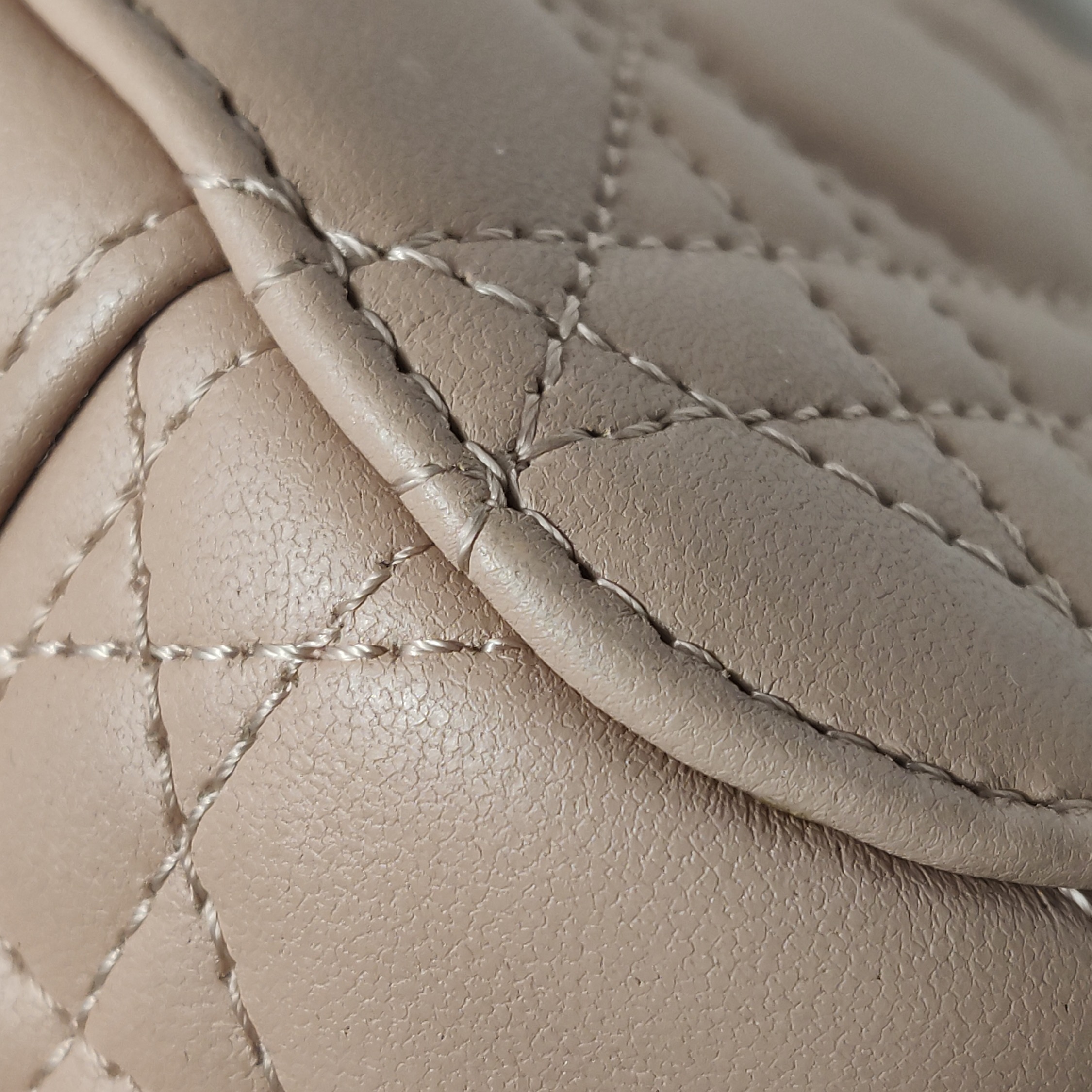 Christian Dior DiorTravel Convertible Vanity Case Cannage Quilt Lambskin Small — photo 14 of 15