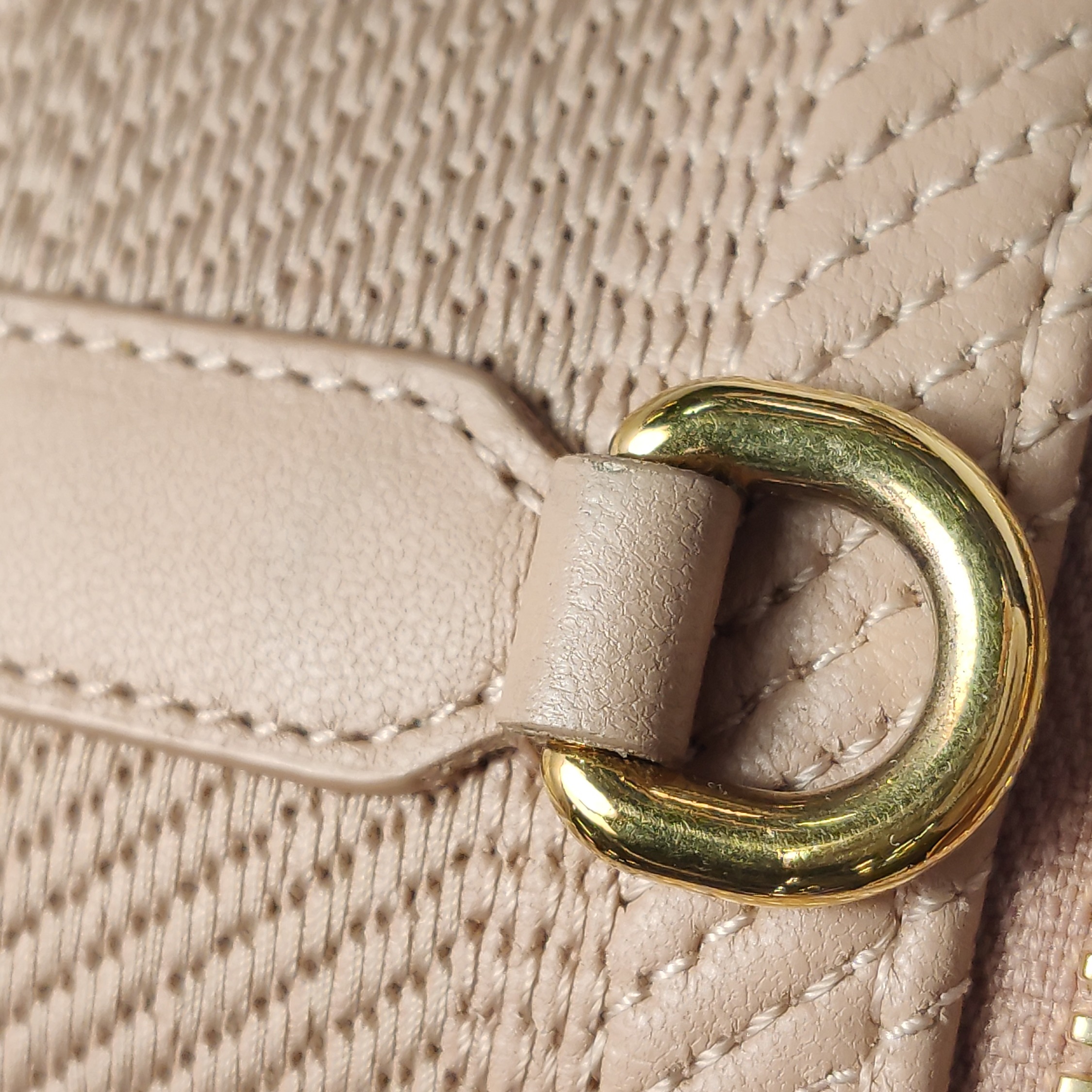 Christian Dior DiorTravel Convertible Vanity Case Cannage Quilt Lambskin Small — photo 11 of 15