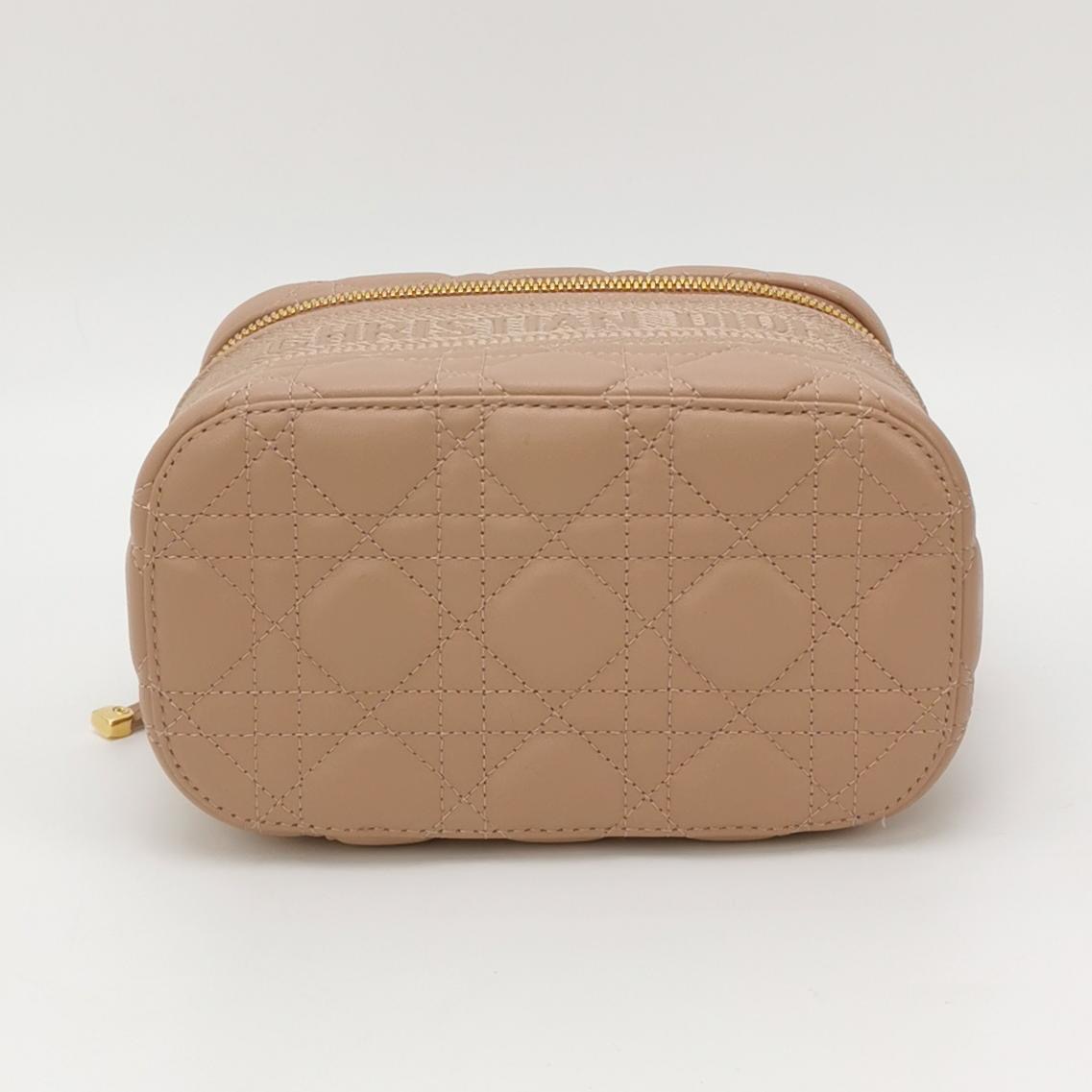 Christian Dior DiorTravel Convertible Vanity Case Cannage Quilt Lambskin Small — photo 6 of 15