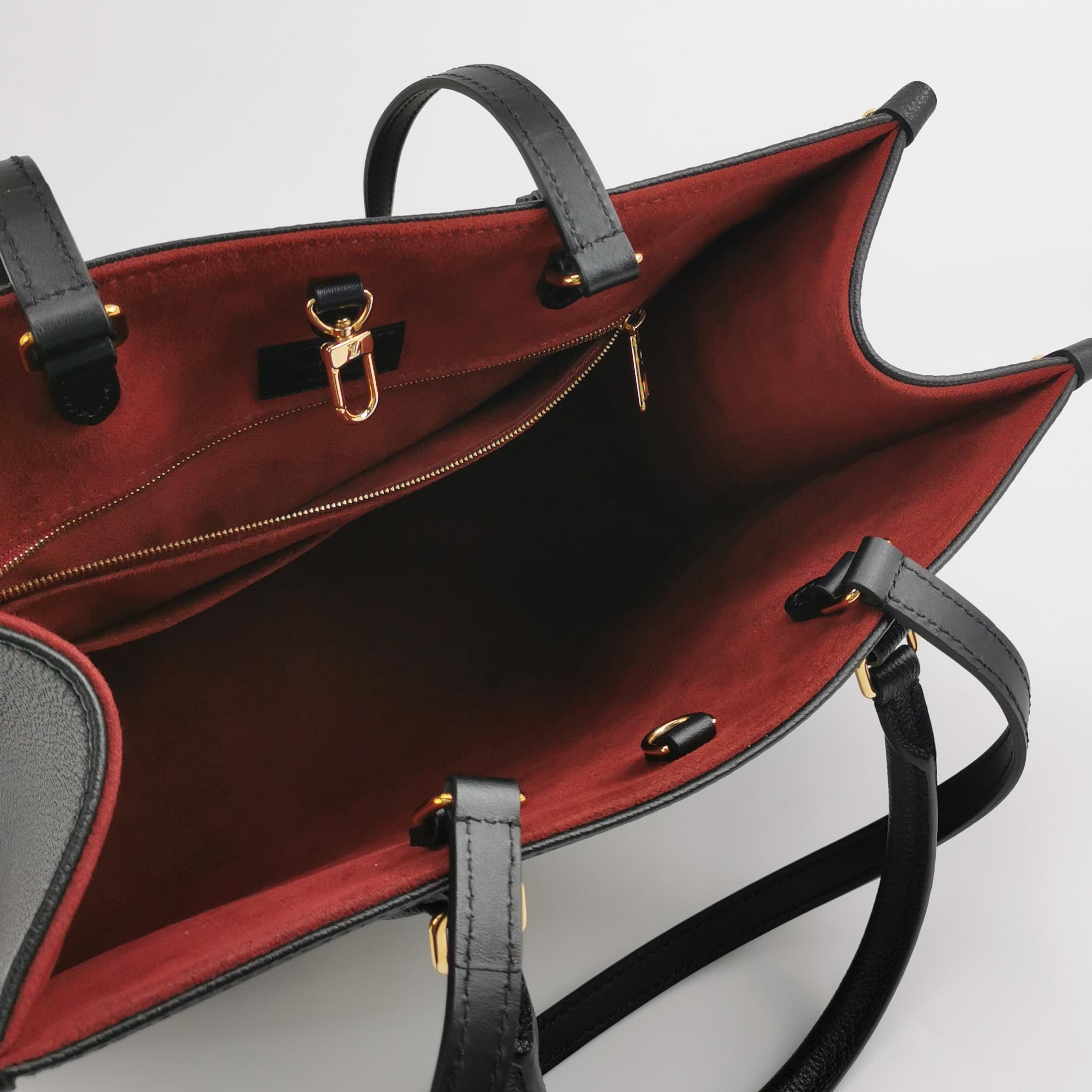 Louis Vuitton(LV) OnTheGo Tote Bicolor Monogram Empreinte Giant MM — photo 7 of 13