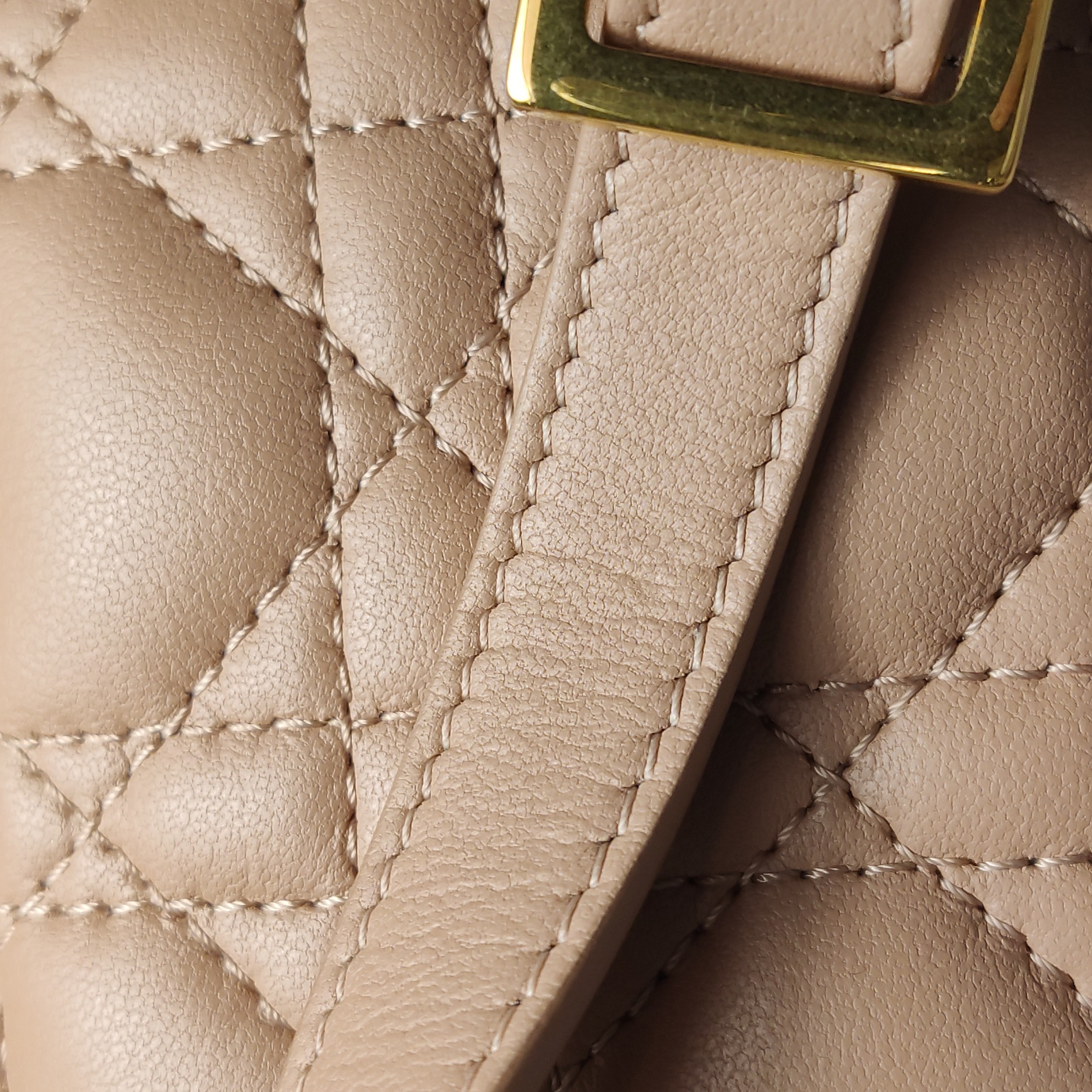 Christian Dior DiorTravel Convertible Vanity Case Cannage Quilt Lambskin Small — photo 13 of 15