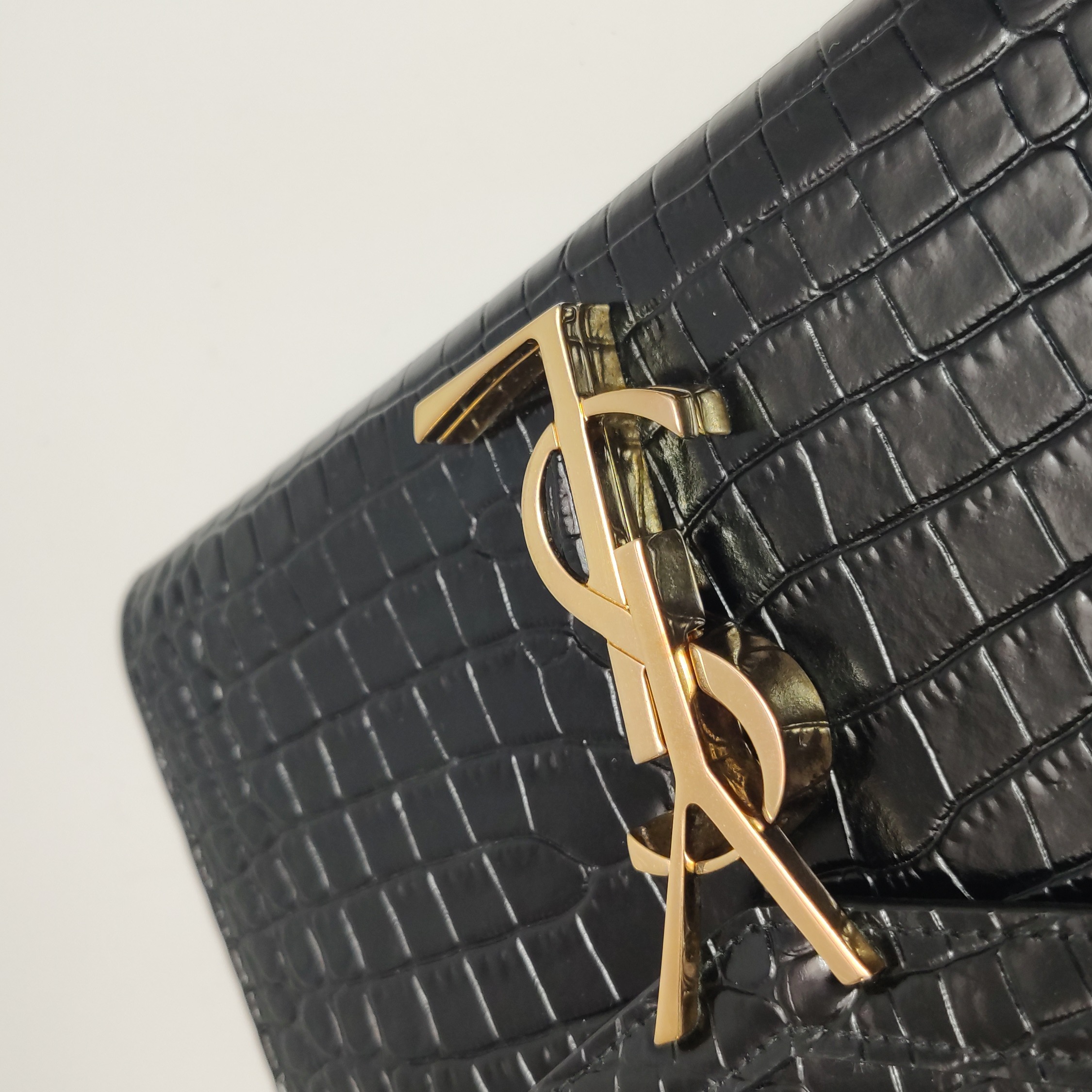 Saint Laurent(LV) Cassandra Chain Shoulder Bag Crocodile Embossed Leather Small