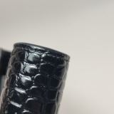 Saint Laurent(LV) Cassandra Chain Shoulder Bag Crocodile Embossed Leather Small — thumbnail 13