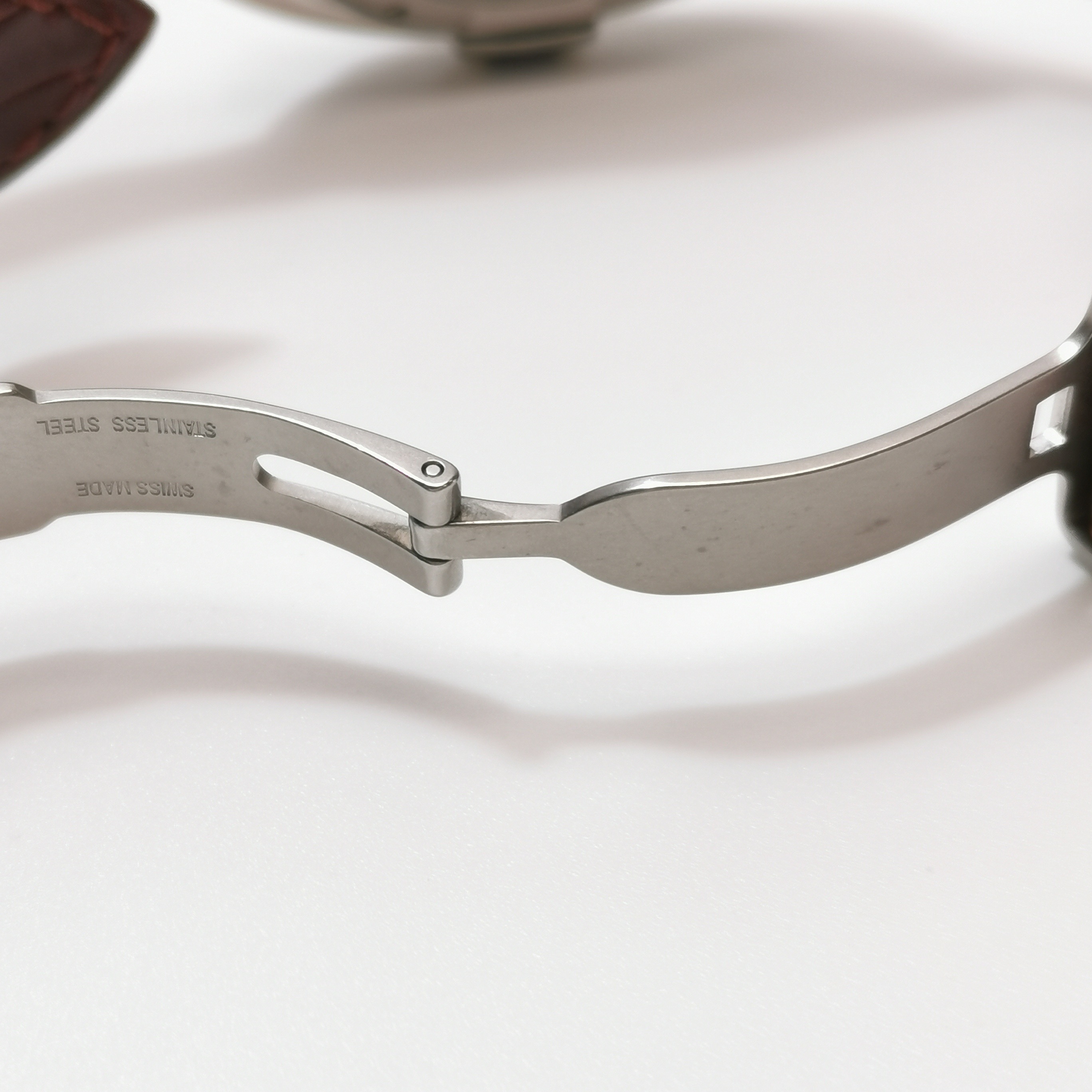 Cartier Cle de Cartier Automatic Watch Stainless Steel and Alligator 31 — photo 10 of 15