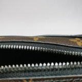 Louis Vuitton(LV) Solar Ray Soft Trunk Bag Monogram Canvas — thumbnail 10
