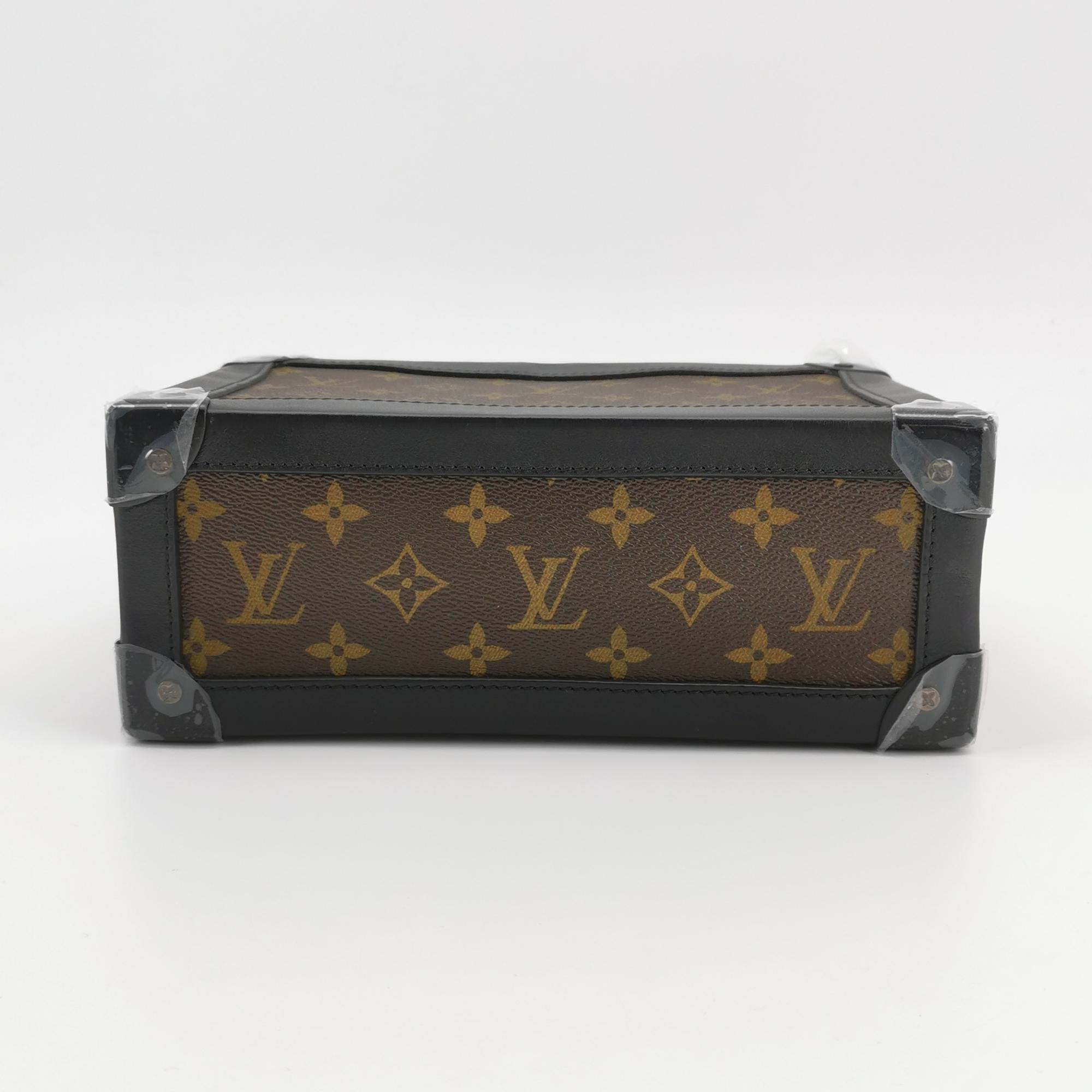 Louis Vuitton(LV) Solar Ray Soft Trunk Bag Monogram Canvas — photo 6 of 13