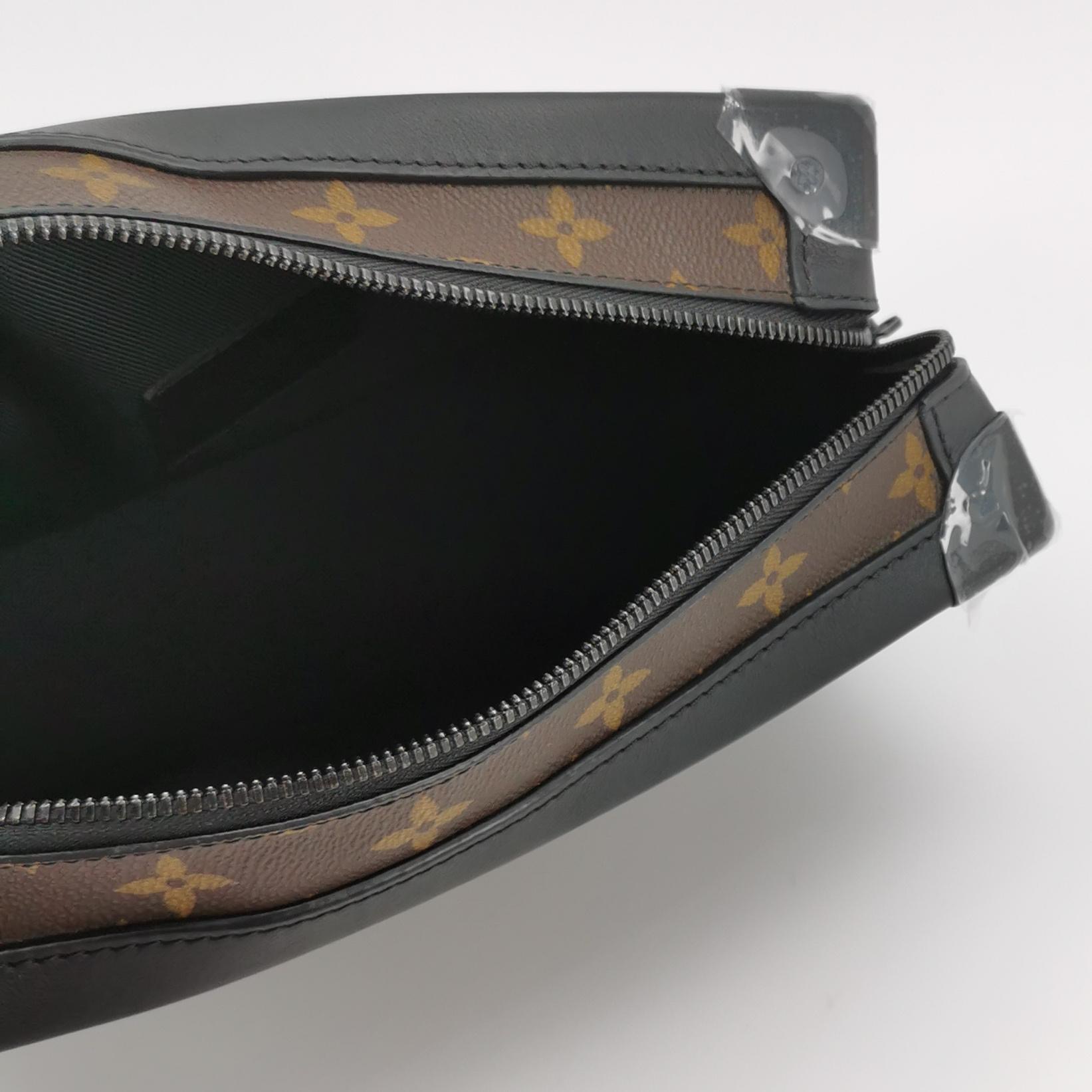 Louis Vuitton(LV) Solar Ray Soft Trunk Bag Monogram Canvas — photo 7 of 13