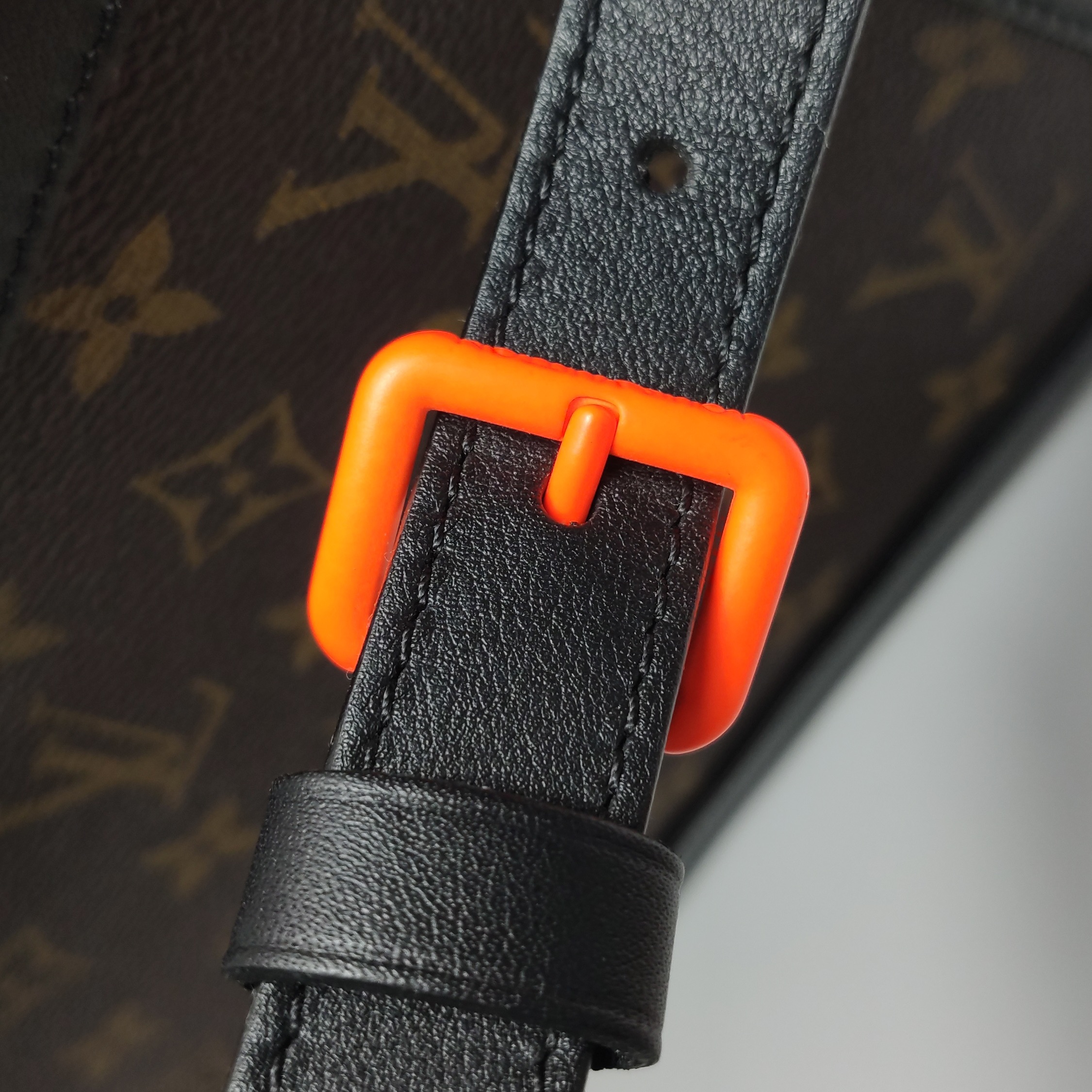 Louis Vuitton(LV) Solar Ray Soft Trunk Bag Monogram Canvas — photo 11 of 13