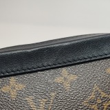 Louis Vuitton(LV) Solar Ray Soft Trunk Bag Monogram Canvas — thumbnail 14