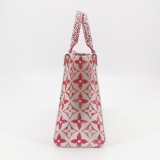Louis Vuitton(LV) OnTheGo Tote By The Pool Monogram Watercolor Giant PM — thumbnail 3