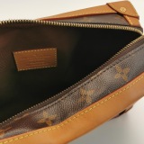 Louis Vuitton(LV) Legacy Soft Trunk Bag Monogram Canvas — thumbnail 7