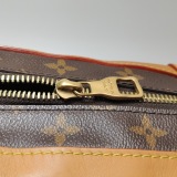 Louis Vuitton(LV) Legacy Soft Trunk Bag Monogram Canvas — thumbnail 9