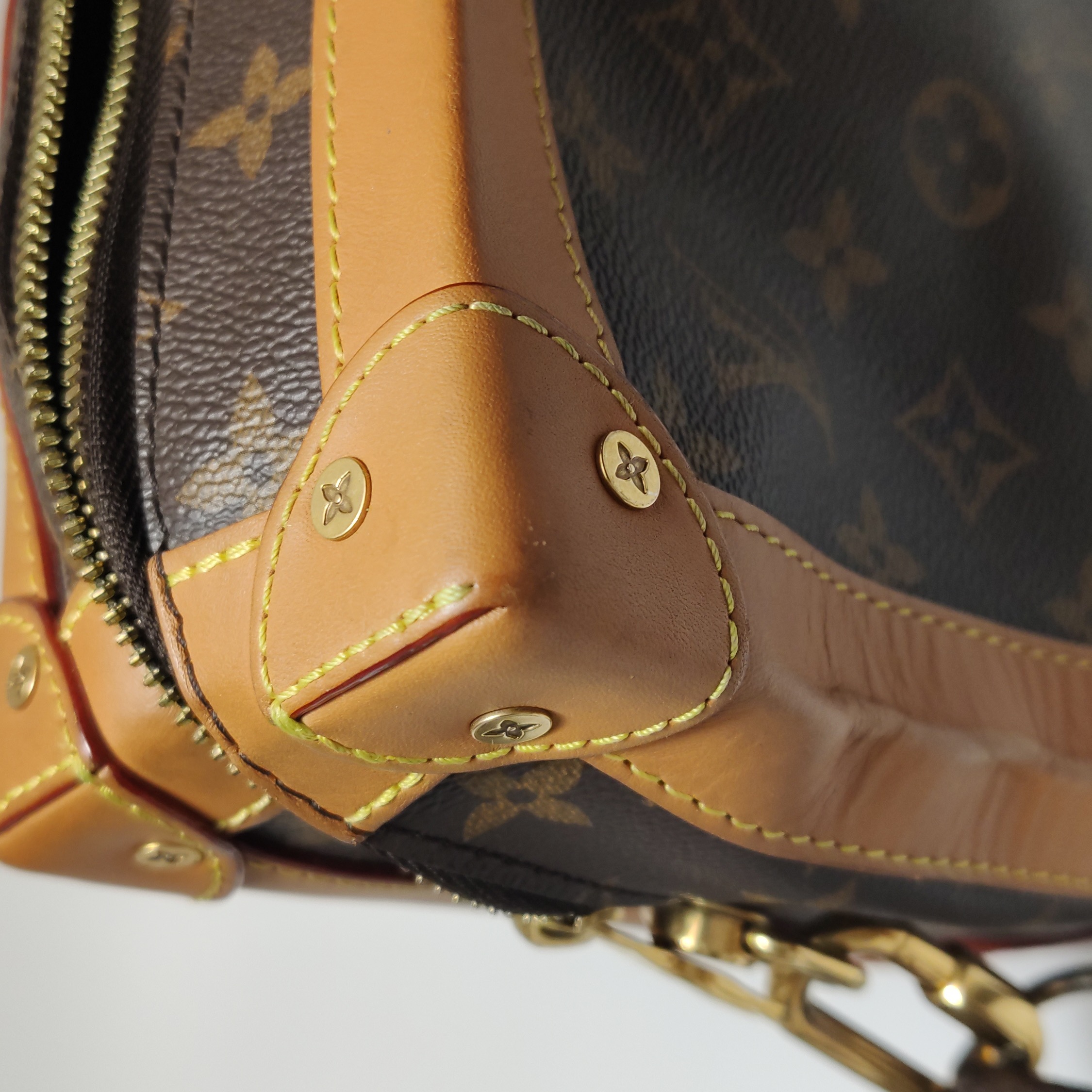 Louis Vuitton(LV) Legacy Soft Trunk Bag Monogram Canvas — photo 11 of 16