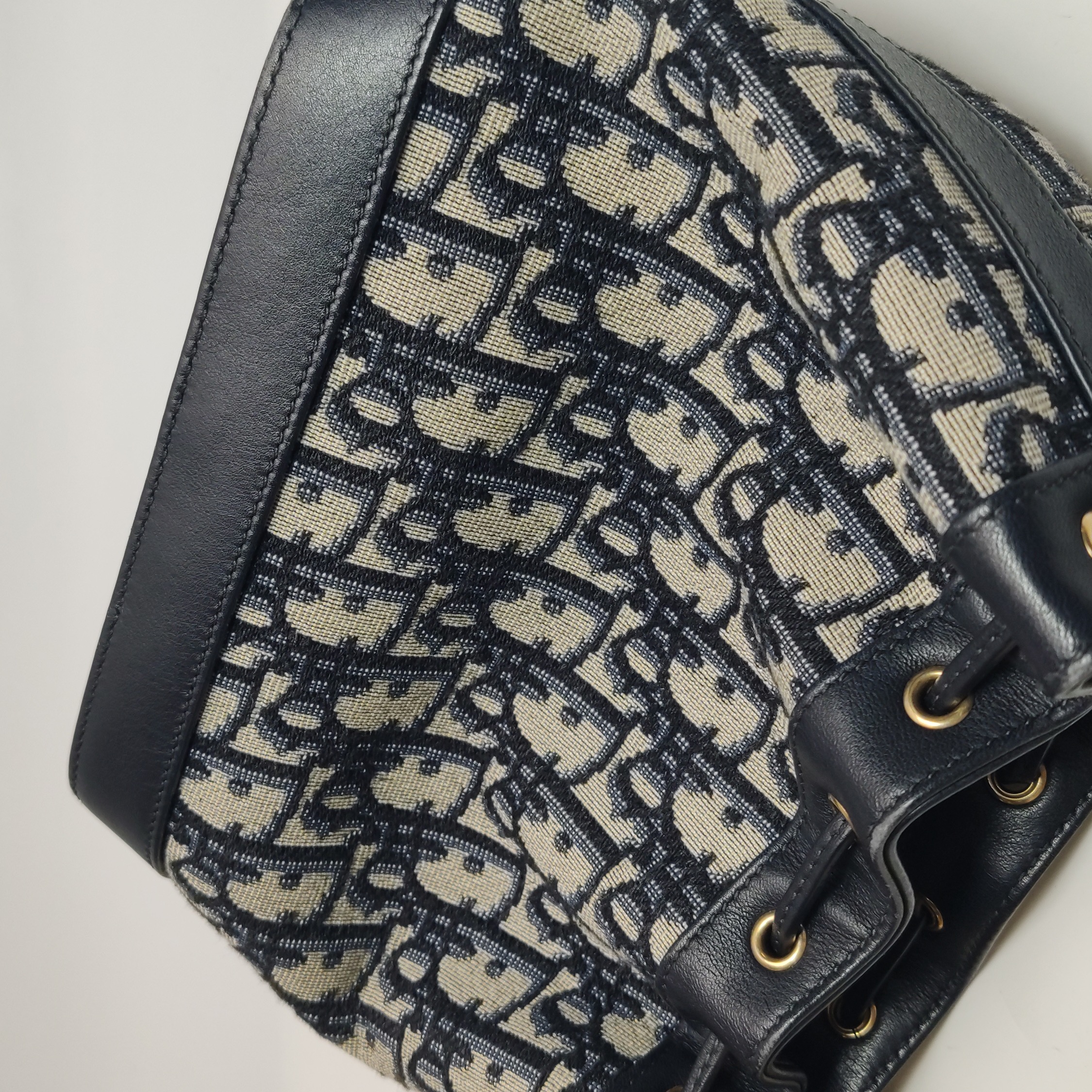 Christian Dior Oblique Jacquard Drawstring Bucket Bag Black Leather — photo 14 of 14