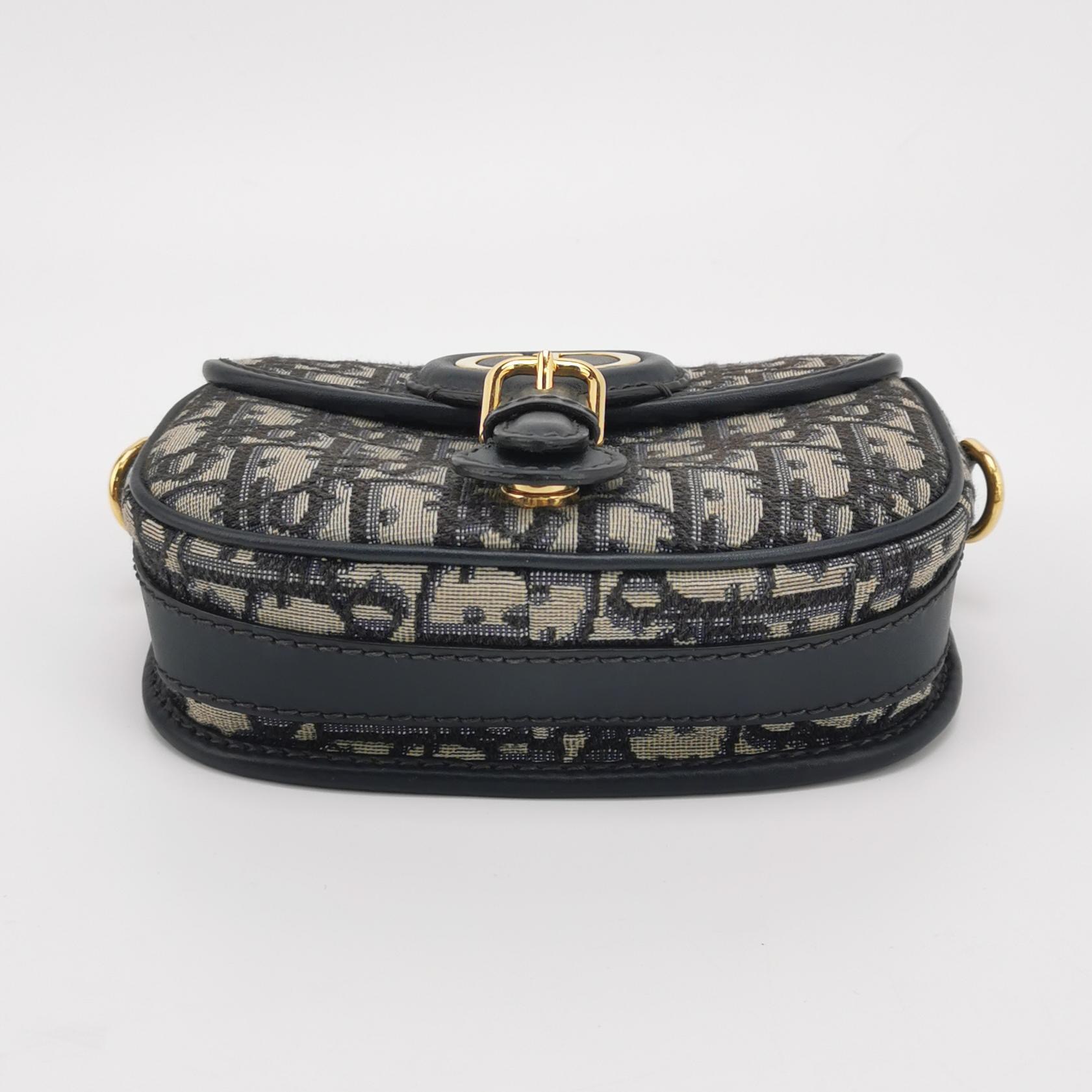 Christian Dior Bobby Flap Bag Oblique Canvas Small — photo 6 of 14