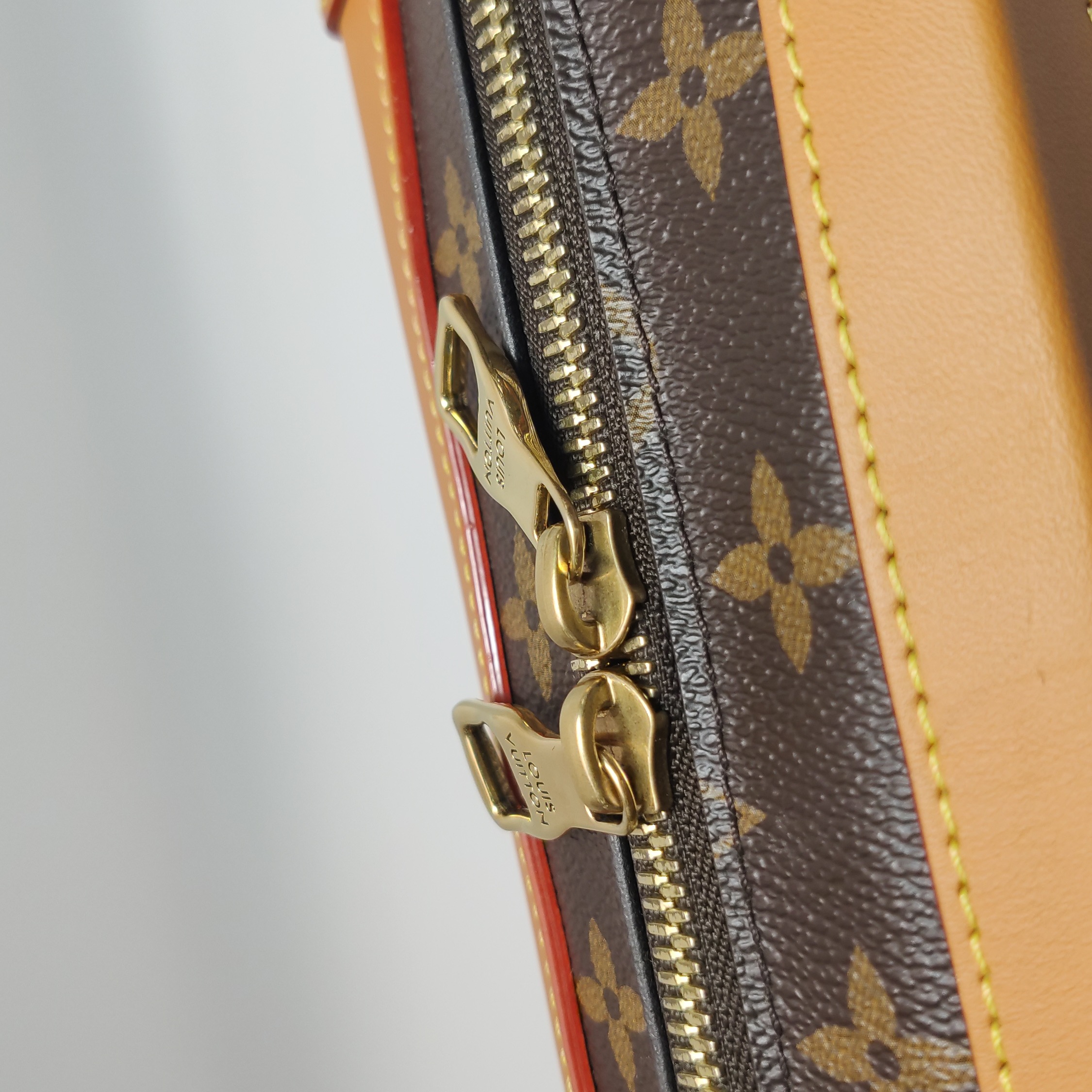 Louis Vuitton(LV) Legacy Soft Trunk Bag Monogram Canvas — photo 10 of 14