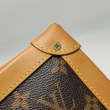 Louis Vuitton(LV) Legacy Soft Trunk Bag Monogram Canvas — thumbnail 13