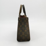 Louis Vuitton(LV) OnTheGo Tote Reverse Monogram Giant PM — thumbnail 3