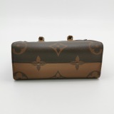 Louis Vuitton(LV) OnTheGo Tote Reverse Monogram Giant PM — thumbnail 6