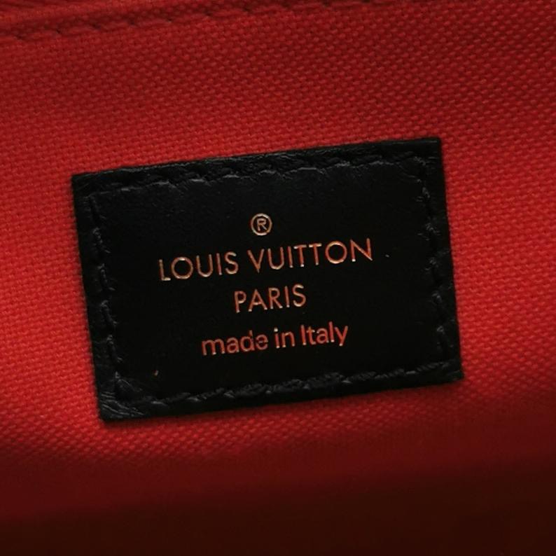 Louis Vuitton(LV) OnTheGo Tote Reverse Monogram Giant PM — photo 10 of 24