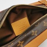Louis Vuitton(LV) Legacy Soft Trunk Bag Monogram Canvas — thumbnail 8