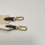 Louis Vuitton(LV) OnTheGo Tote Reverse Monogram Giant PM — thumbnail 14
