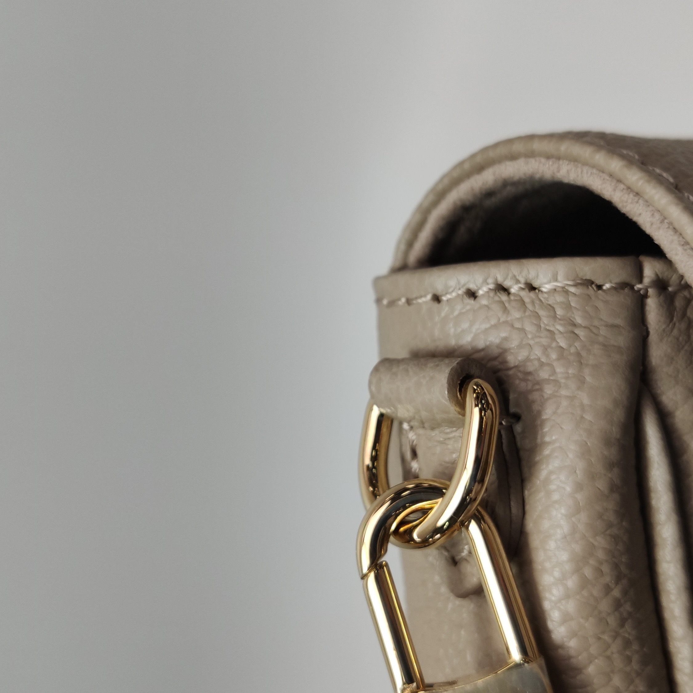 Louis Vuitton(LV) Ivy Wallet on Chain Bicolor Monogram Empreinte Giant — photo 12 of 12