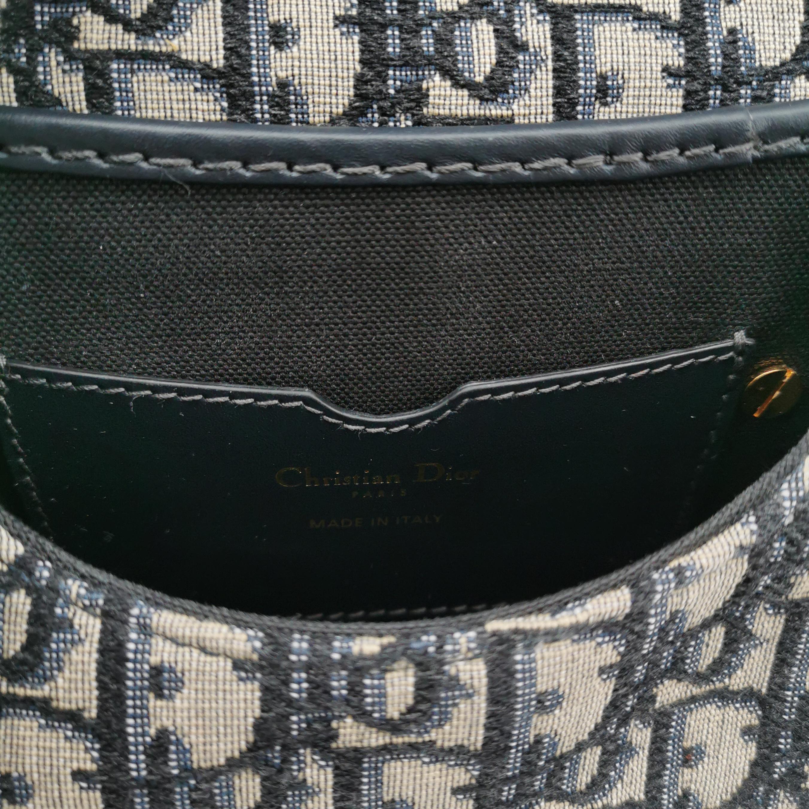 Christian Dior Bobby Flap Bag Oblique Canvas Small — photo 8 of 15