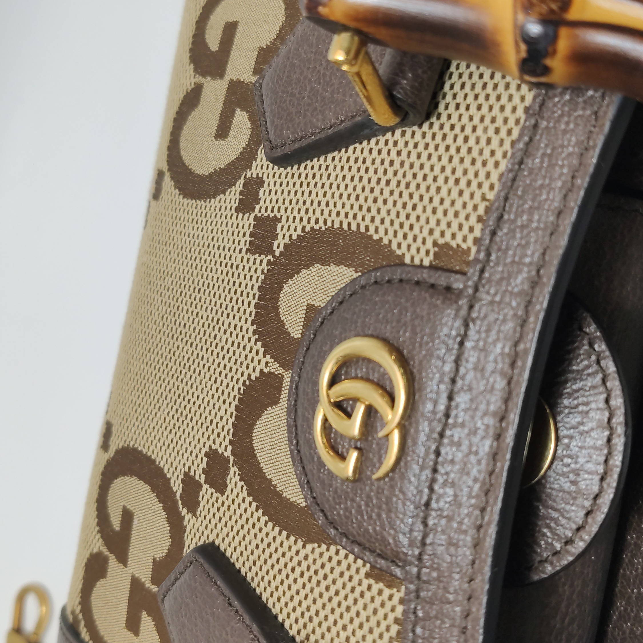 Gucci Diana NM Bamboo Handle Tote Jumbo GG Canvas Mini — photo 7 of 14