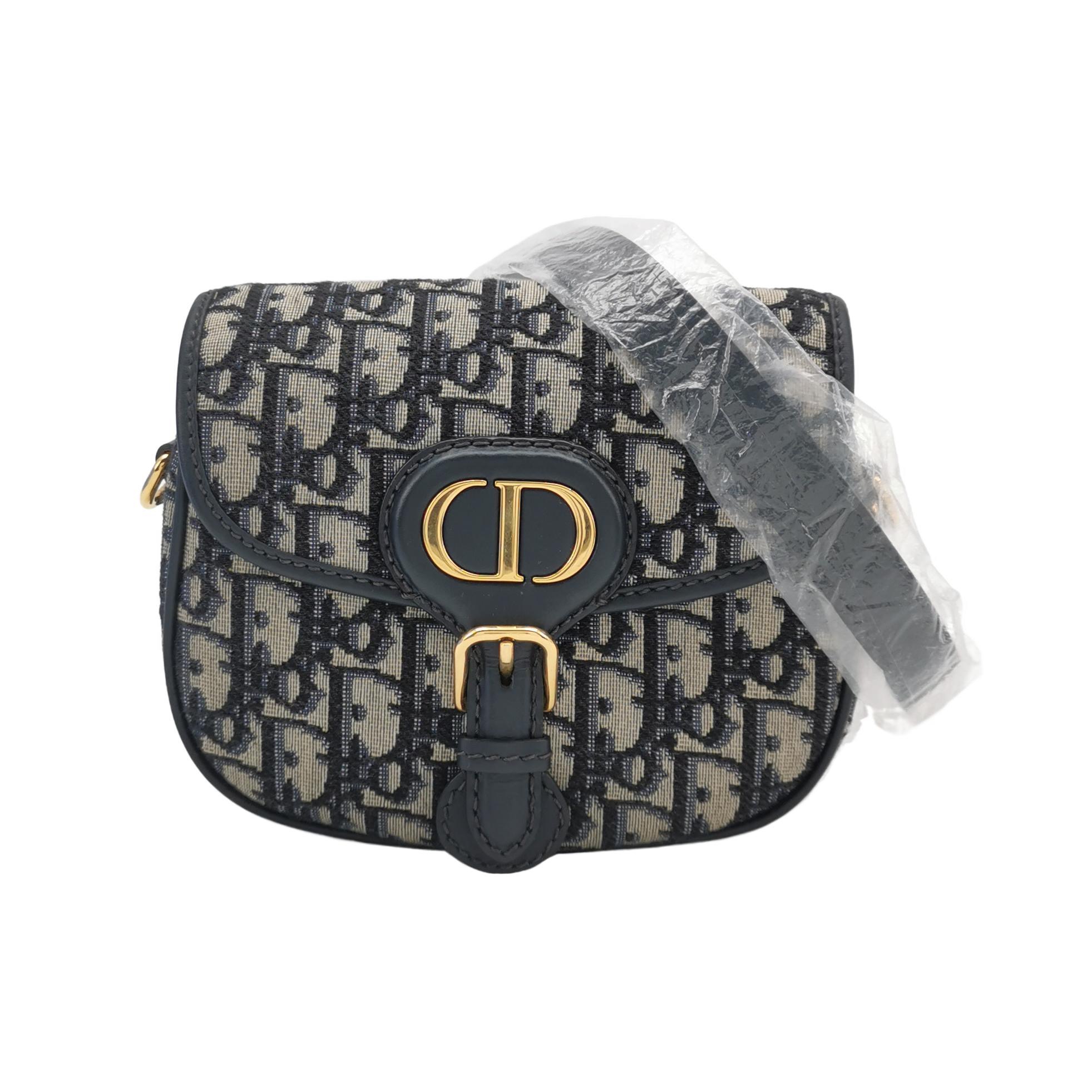 Christian Dior Bobby Flap Bag Oblique Canvas Small — photo 1 of 13