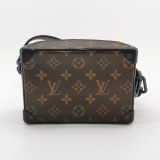 Louis Vuitton(LV) Soft Trunk Bag Monogram Canvas with LV Friends Patch Mini — thumbnail 3