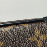 Louis Vuitton(LV) Soft Trunk Bag Monogram Canvas with LV Friends Patch Mini — thumbnail 15