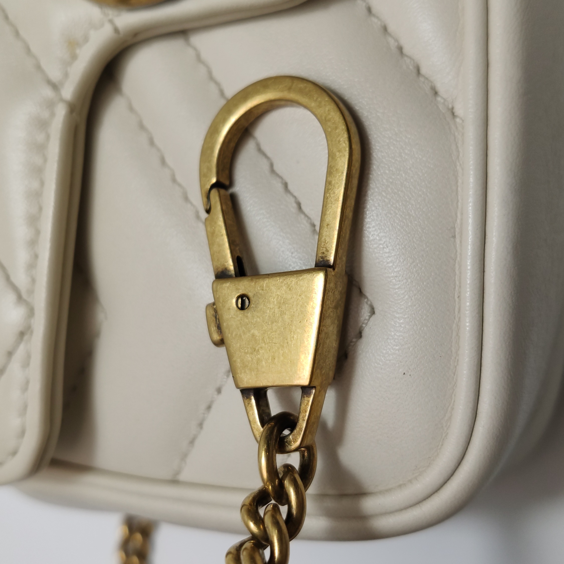 Gucci GG Marmont Flap Bag Matelasse Leather Mini