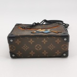 Louis Vuitton(LV) Soft Trunk Bag Monogram Canvas with LV Friends Patch Mini — thumbnail 6