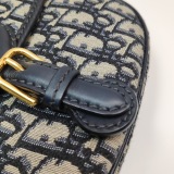Christian Dior Bobby Flap Bag Oblique Canvas Medium — thumbnail 10