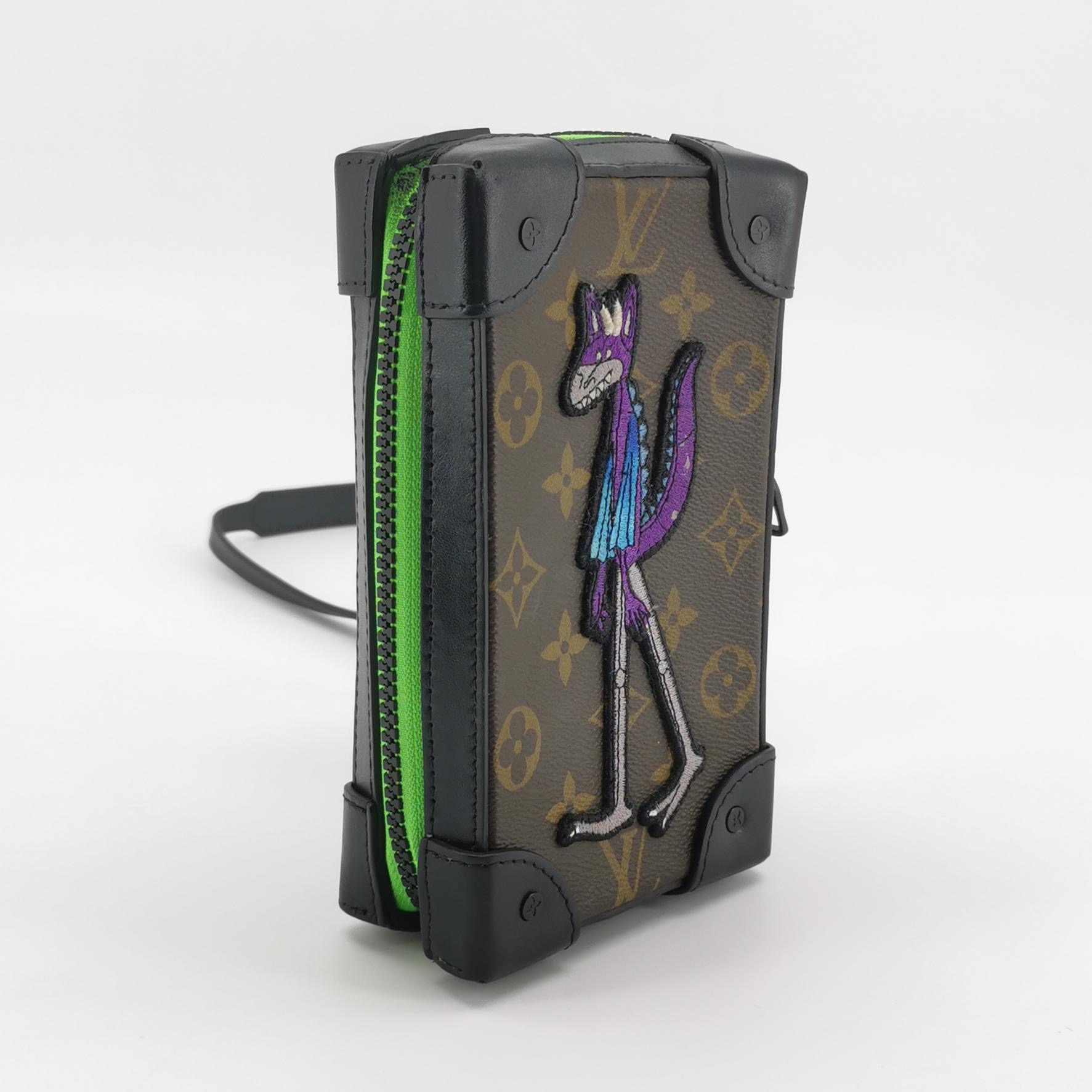 Louis Vuitton(LV) Soft Trunk Phone Box Monogram Canvas with LV Friends Patch — photo 5 of 14