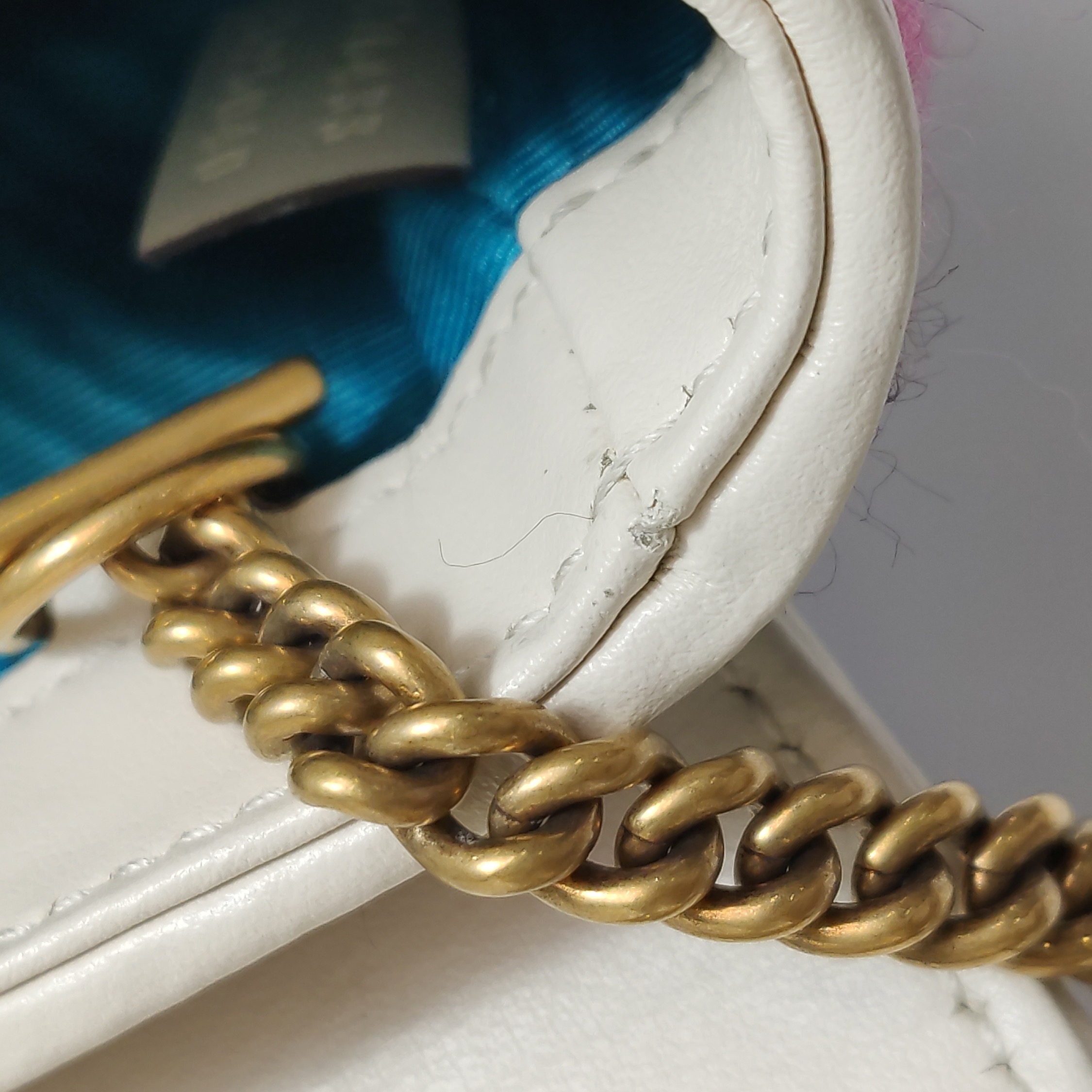Gucci GG Marmont Flap Bag Matelasse Leather Super Mini — photo 13 of 22
