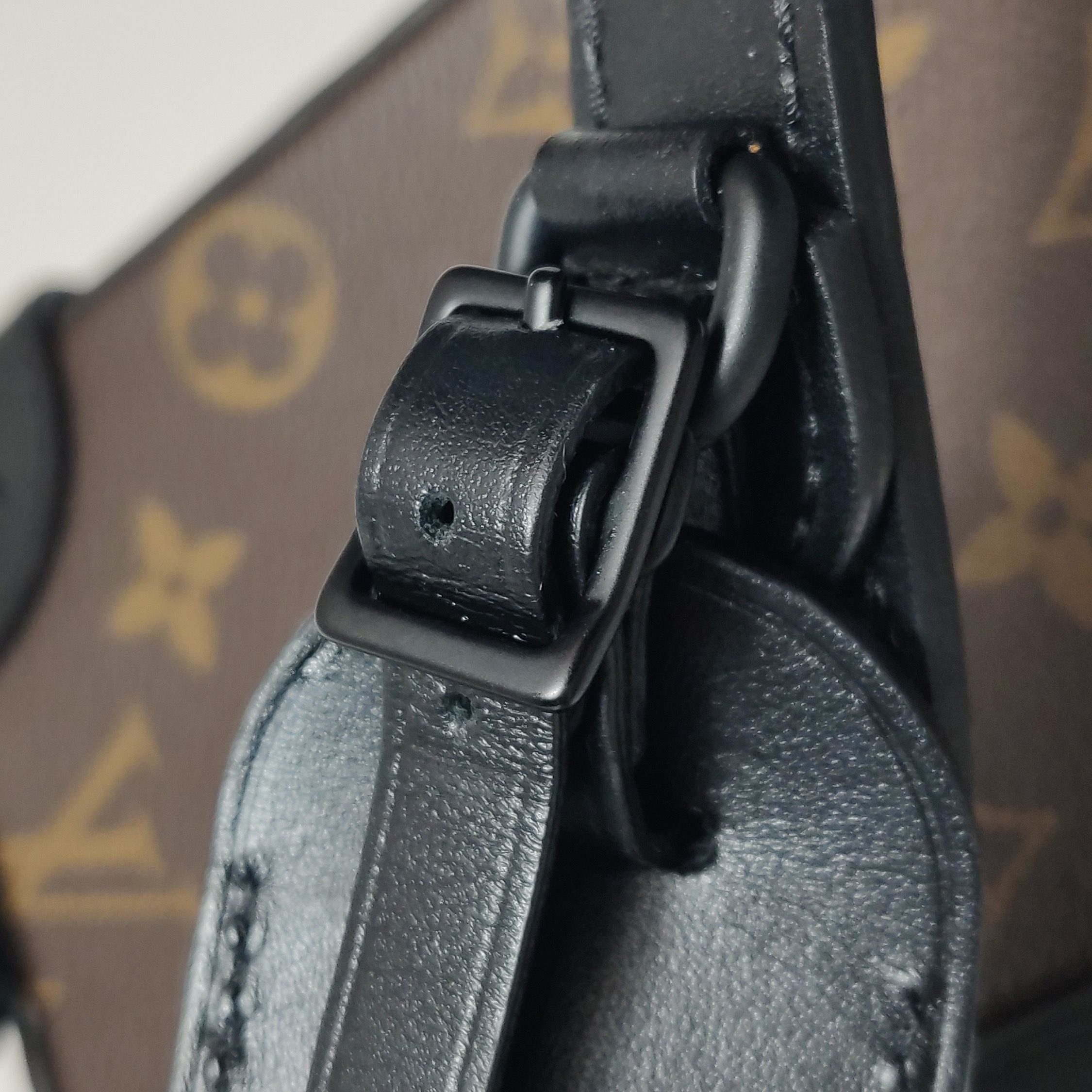 Louis Vuitton(LV) Soft Trunk Phone Box Monogram Canvas with LV Friends Patch — photo 10 of 14