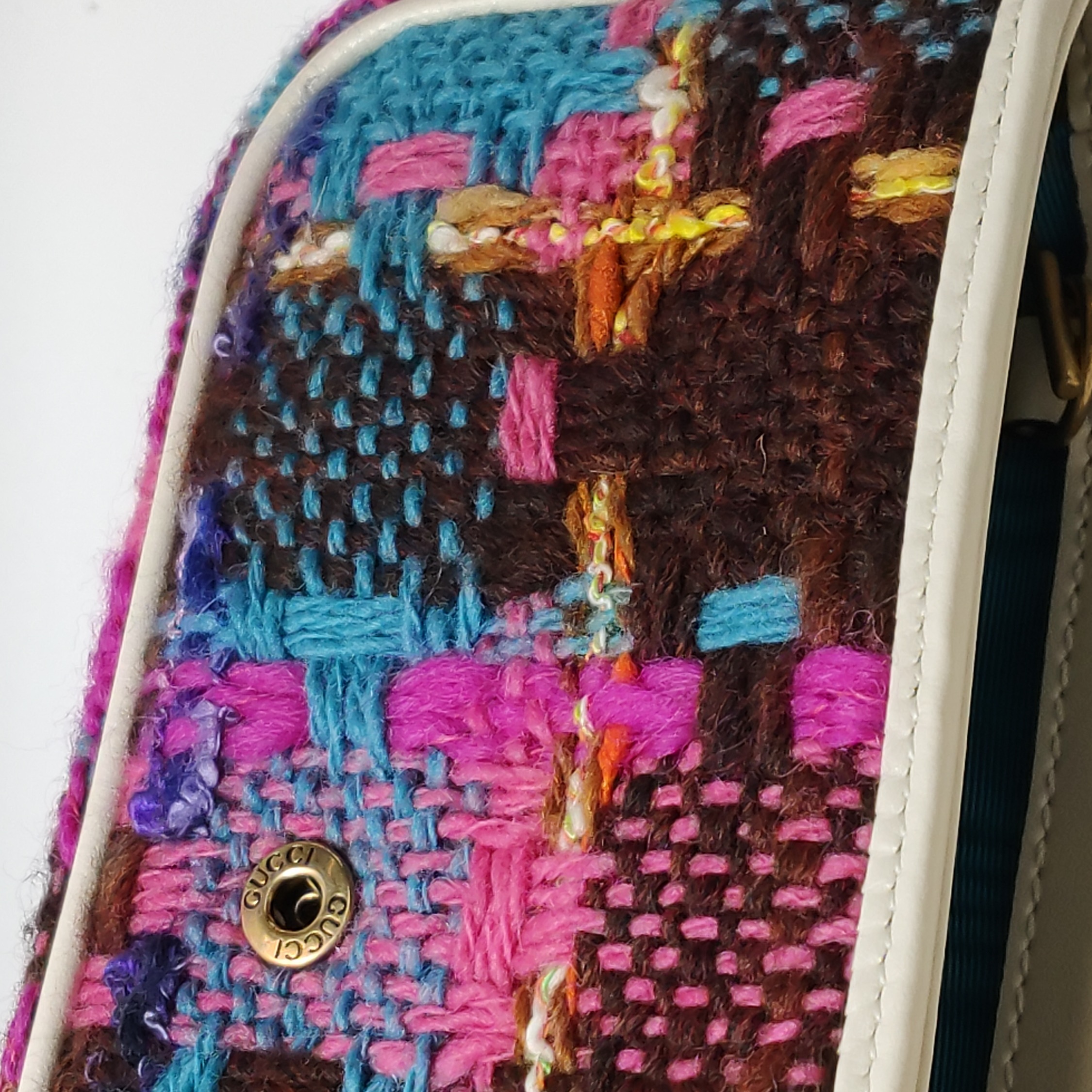 Gucci GG Marmont Flap Bag Matelasse Leather Super Mini — photo 14 of 22