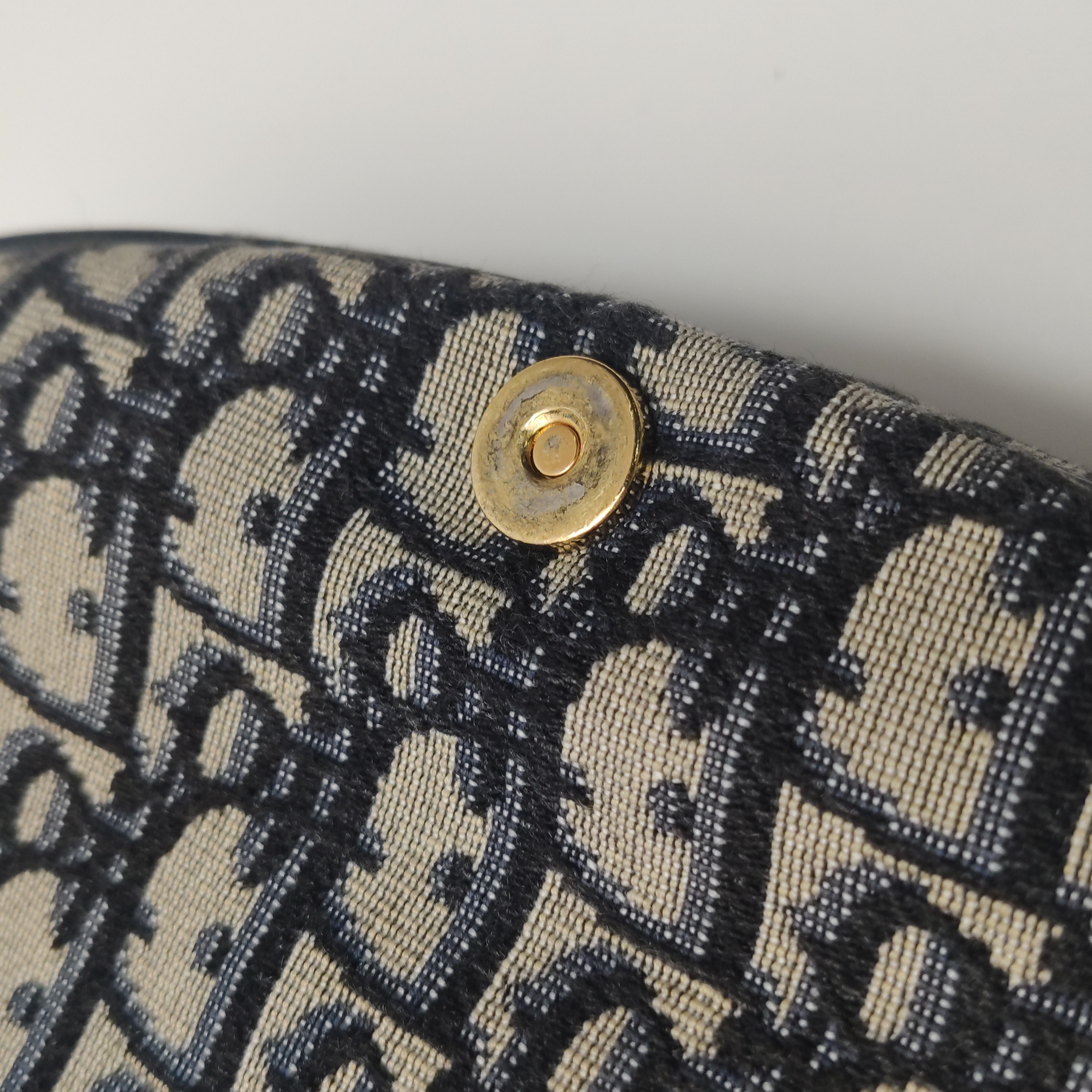 Christian Dior Bobby Flap Bag Oblique Canvas Medium — photo 12 of 15