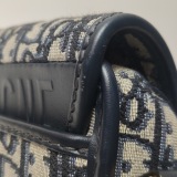Christian Dior Bobby Flap Bag Oblique Canvas Medium — thumbnail 9