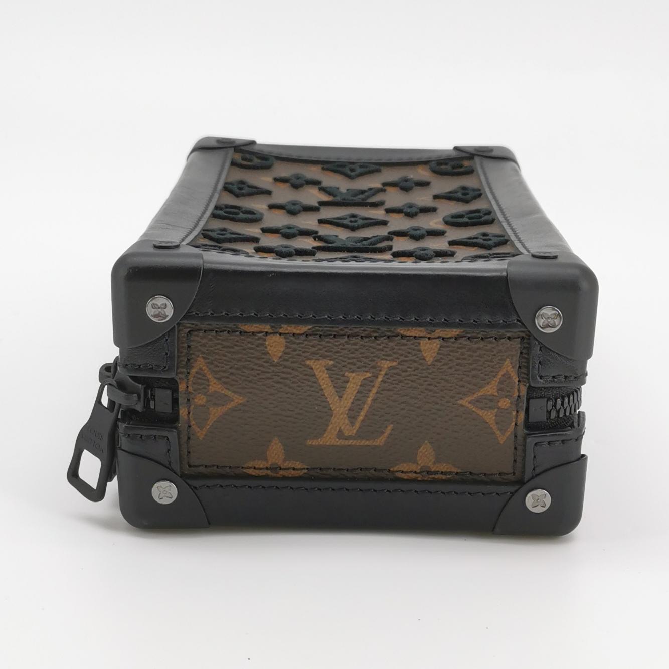 Louis Vuitton(LV) Vertical Soft Trunk Bag Monogram Tuffetage Canvas — photo 6 of 14